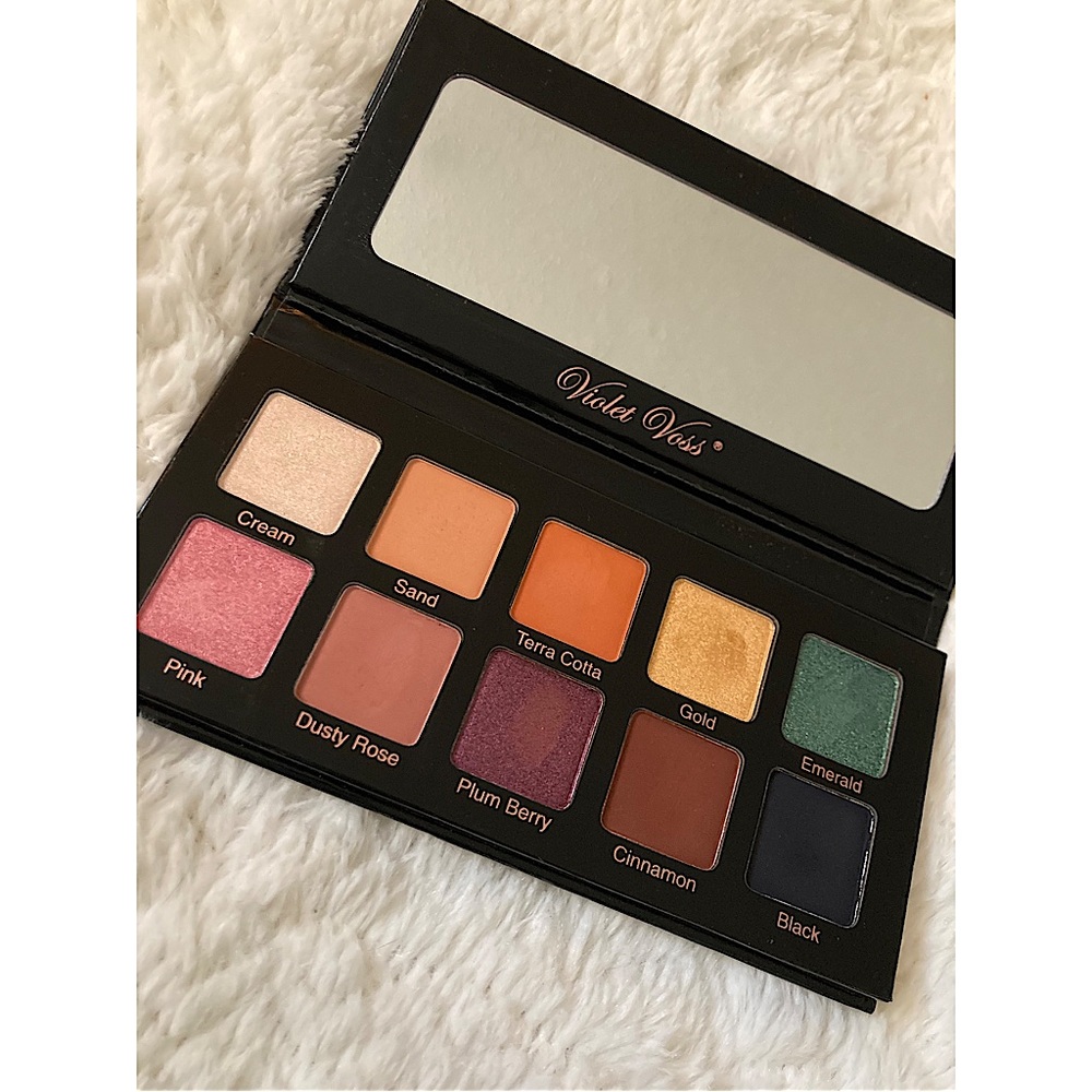 Violet Voss Essentials Eyeshadow Palette